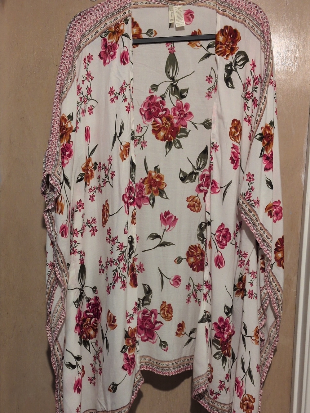 Japna Floral Open Kimono Cardigan in Pink & Cream with Gold Accents